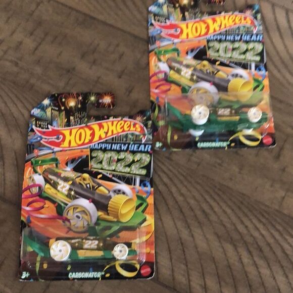 Hot Wheels City 2022 Hot Wheels Happy New Year🥳 Carbonator 1 2 Collect 1 4 Play - Picture 13 of 17